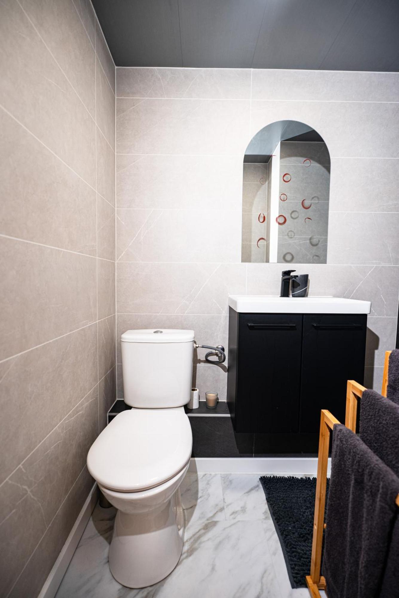 Moderne T2 Centre Sauna Wifi Home Office Netflix Strasbourg Exterior foto